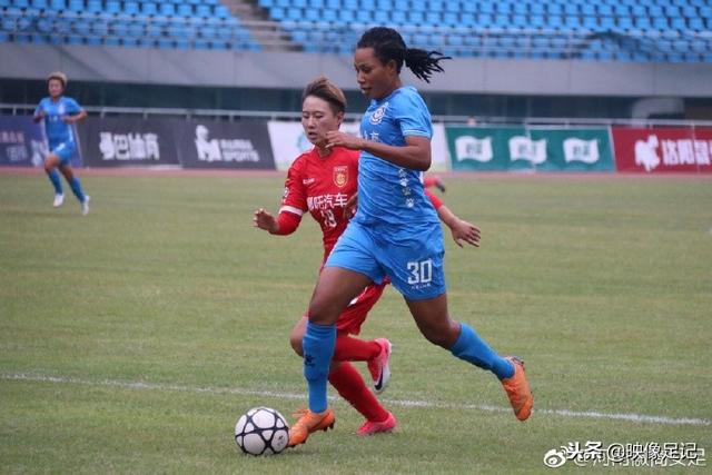 中国羽毛球队今日从成都出发征战世锦赛